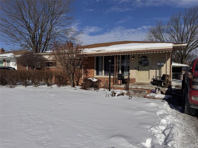 32974 Sheridan Street, Garden City, MI 48135