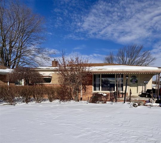 32974 Sheridan Street, Garden City, MI 48135