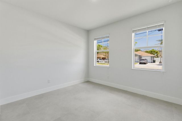 1022 Miami Boulevard, Delray Beach, FL 33483