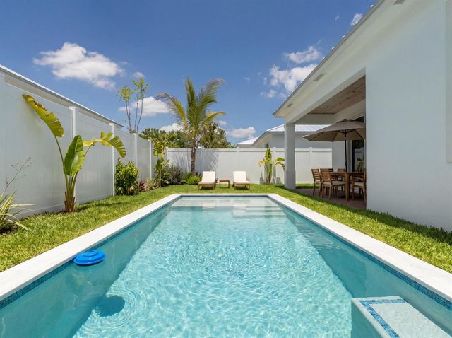 1022 Miami Boulevard, Delray Beach, FL 33483