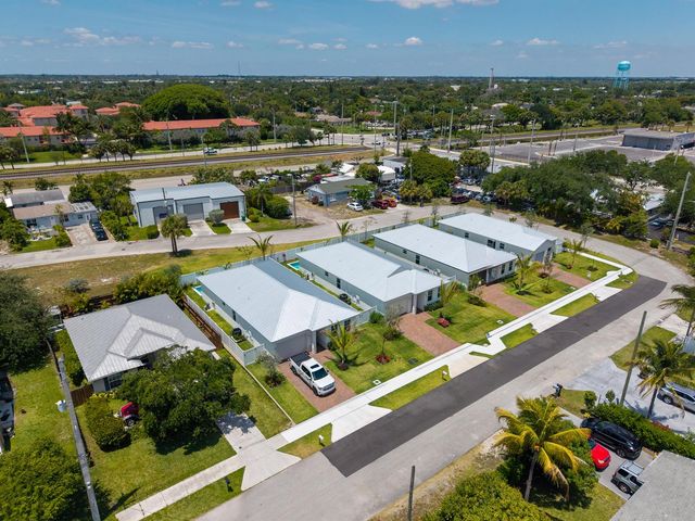 1022 Miami Boulevard, Delray Beach, FL 33483