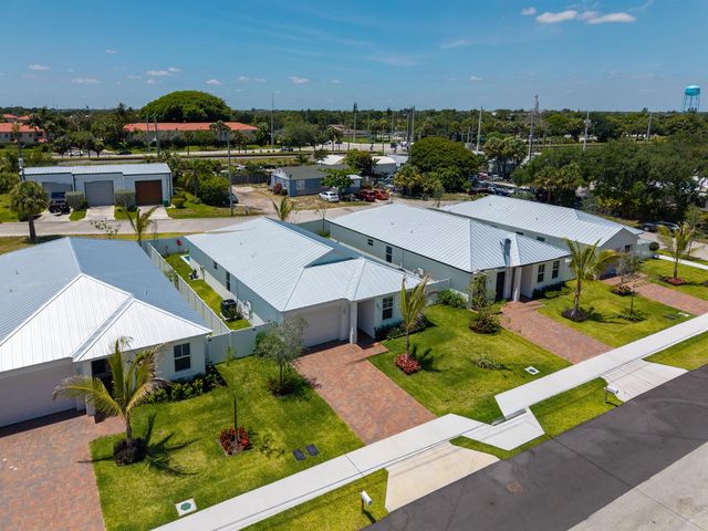 1022 Miami Boulevard, Delray Beach, FL 33483