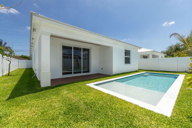 1022 Miami Boulevard, Delray Beach, FL 33483