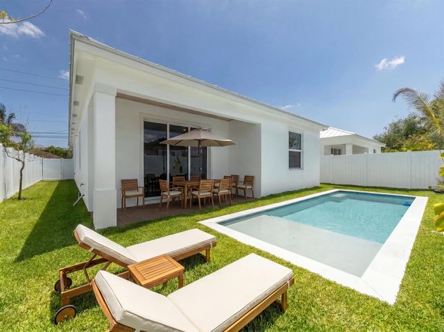 1022 Miami Boulevard, Delray Beach, FL 33483