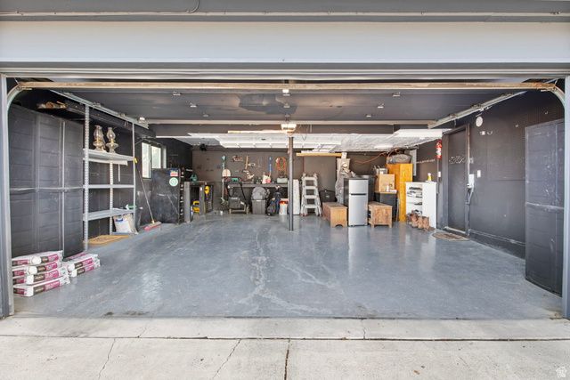 2569 W 5645 S, Taylorsville, UT 84129