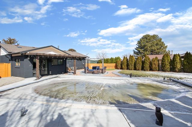 2569 W 5645 S, Taylorsville, UT 84129