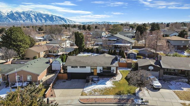 2569 W 5645 S, Taylorsville, UT 84129