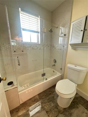 254 Riverwalk Cir, Sunrise, FL 33326