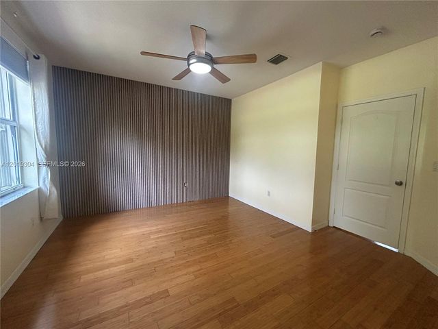 254 Riverwalk Cir, Sunrise, FL 33326