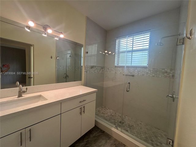 254 Riverwalk Cir, Sunrise, FL 33326