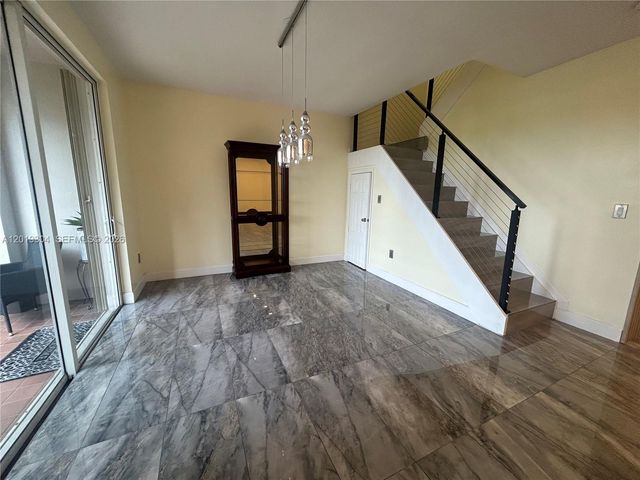 254 Riverwalk Cir, Sunrise, FL 33326