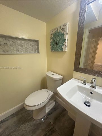 254 Riverwalk Cir, Sunrise, FL 33326