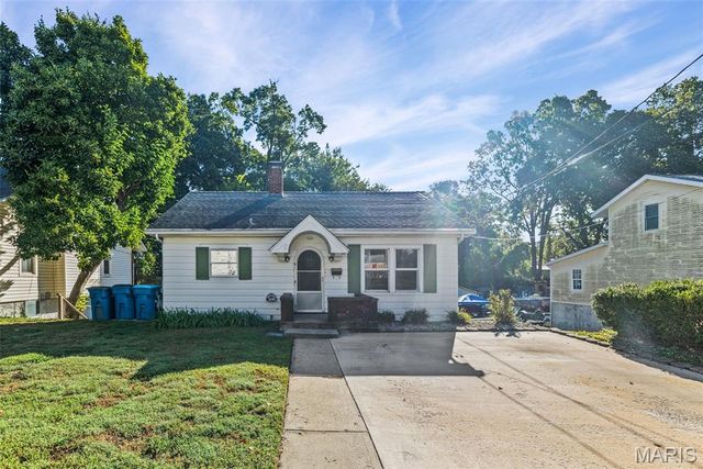 1521 Seminary Street, Alton, IL 62002