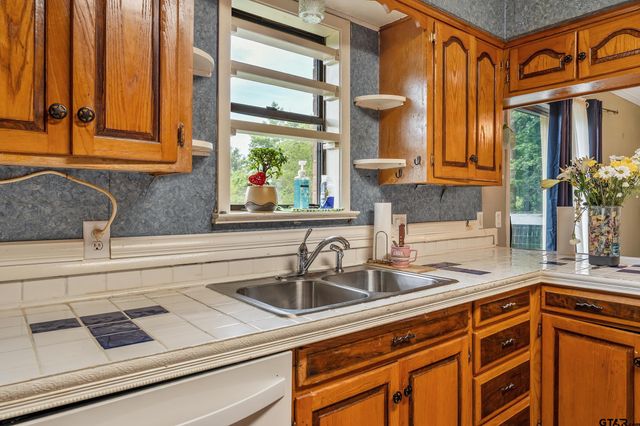 19314 State Highway 155 s, Flint, TX 75762