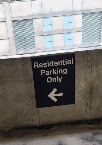 33 W Ontario Street P11-E11, Chicago, IL 60654