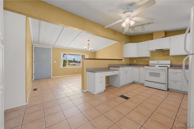 1125 Zircon Avenue, Bullhead City, AZ 86442