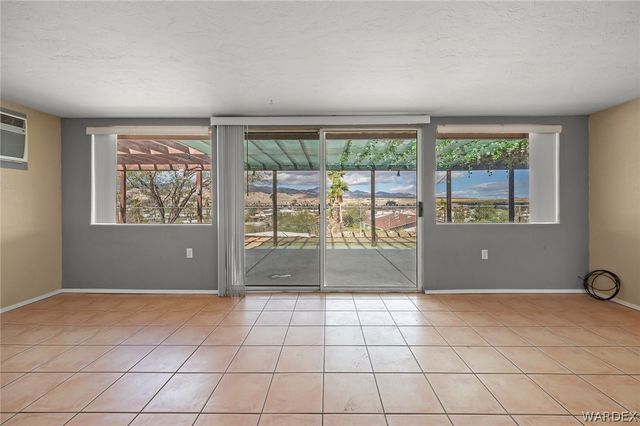 1125 Zircon Avenue, Bullhead City, AZ 86442