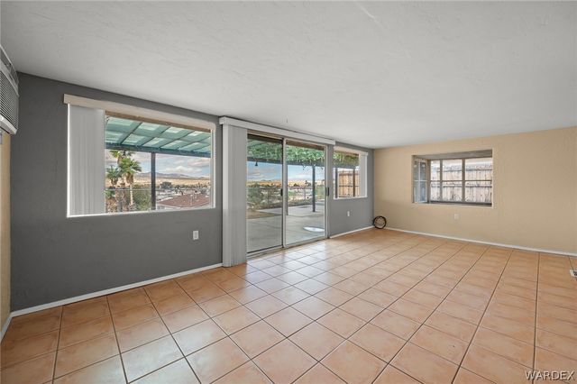 1125 Zircon Avenue, Bullhead City, AZ 86442