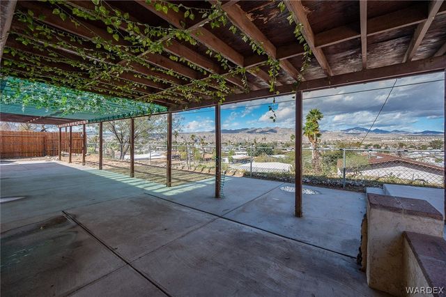 1125 Zircon Avenue, Bullhead City, AZ 86442