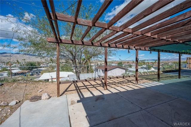 1125 Zircon Avenue, Bullhead City, AZ 86442