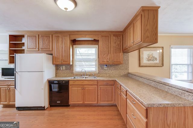 4834 Flat Creek Road, Oakwood, GA 30566
