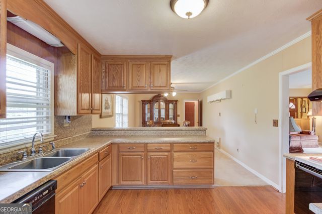 4834 Flat Creek Road, Oakwood, GA 30566