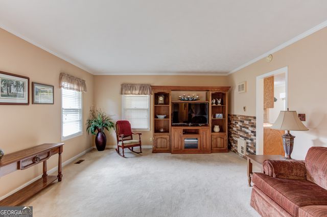 4834 Flat Creek Road, Oakwood, GA 30566