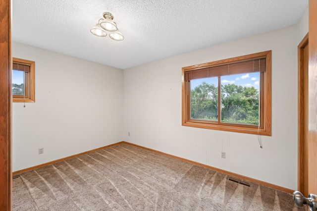 14310 14th Avenue N, Plymouth, MN 55447