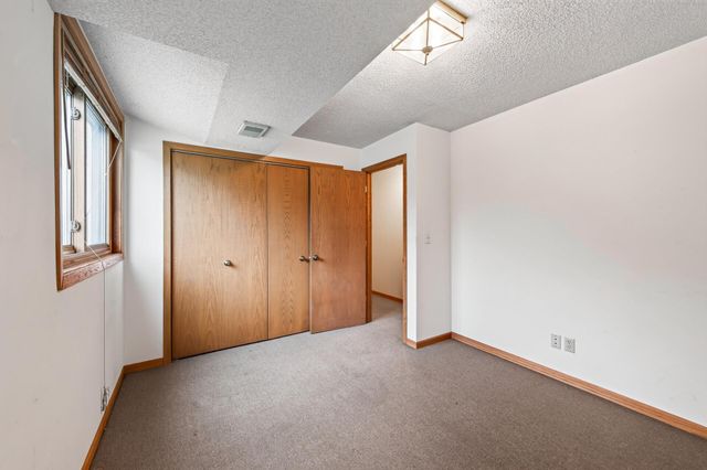 14310 14th Avenue N, Plymouth, MN 55447
