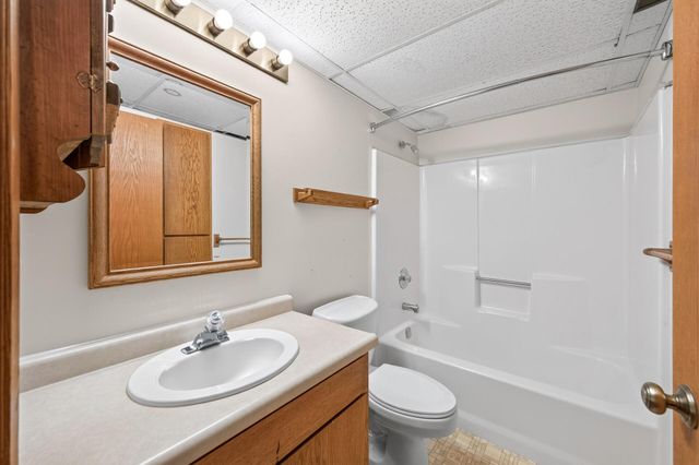 14310 14th Avenue N, Plymouth, MN 55447