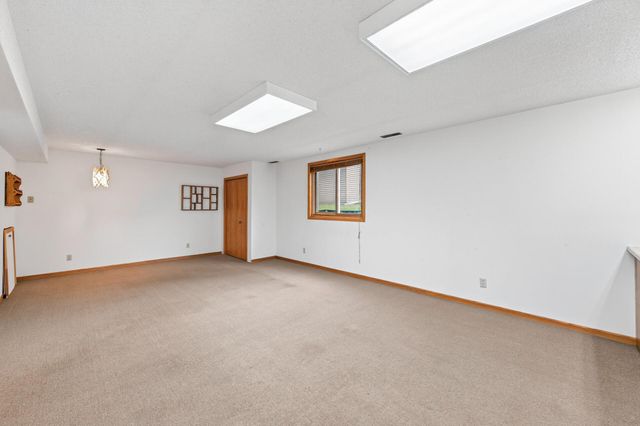 14310 14th Avenue N, Plymouth, MN 55447