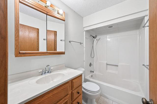 14310 14th Avenue N, Plymouth, MN 55447
