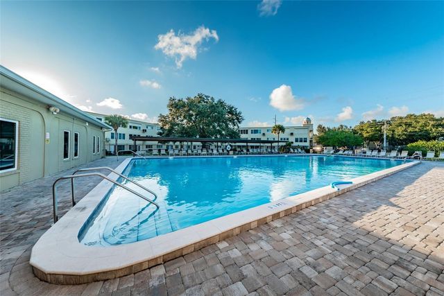 2170 AMERICUS BOULEVARD N 65, Clearwater, FL 33763