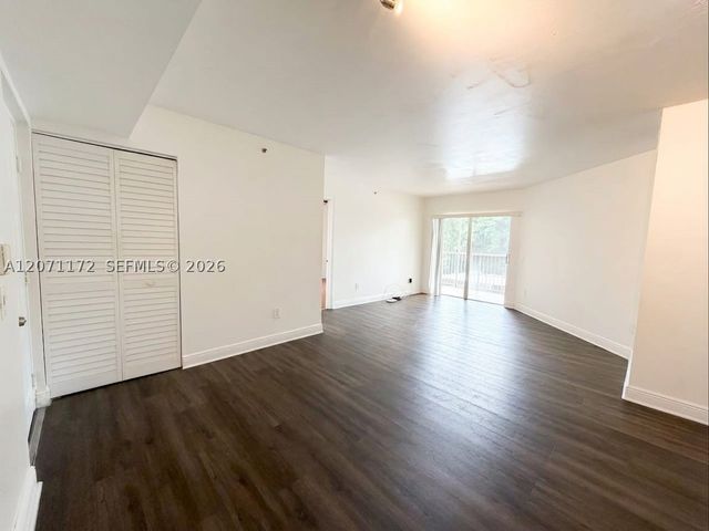 470 S Park Rd 7-207, Hollywood, FL 33021