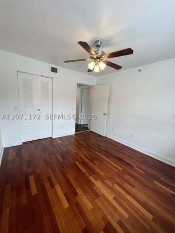 470 S Park Rd 7-207, Hollywood, FL 33021