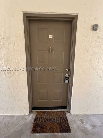 470 S Park Rd 7-207, Hollywood, FL 33021