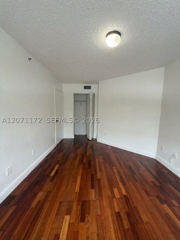 470 S Park Rd 7-207, Hollywood, FL 33021