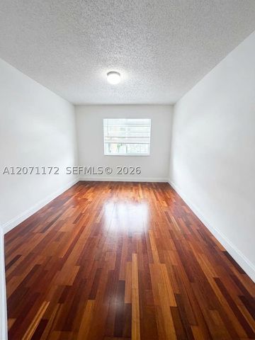 470 S Park Rd 7-207, Hollywood, FL 33021