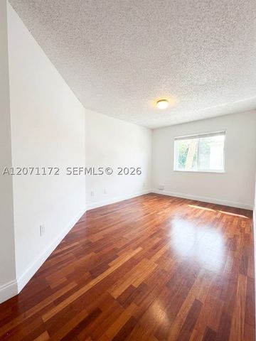 470 S Park Rd 7-207, Hollywood, FL 33021