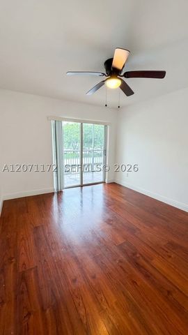 470 S Park Rd 7-207, Hollywood, FL 33021