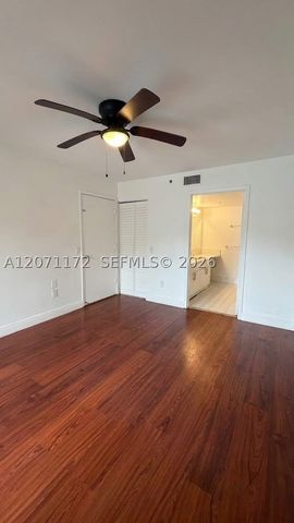 470 S Park Rd 7-207, Hollywood, FL 33021