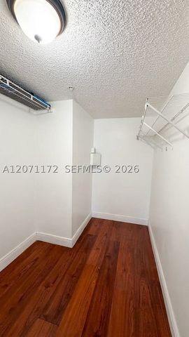 470 S Park Rd 7-207, Hollywood, FL 33021