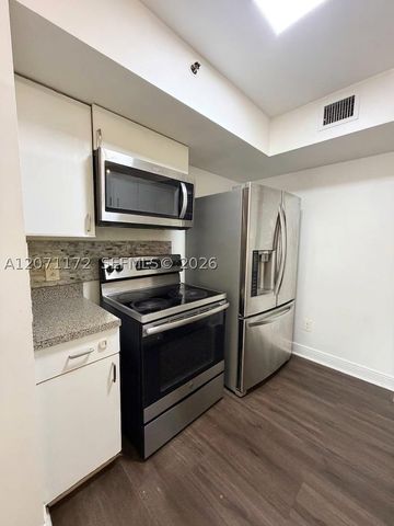 470 S Park Rd 7-207, Hollywood, FL 33021
