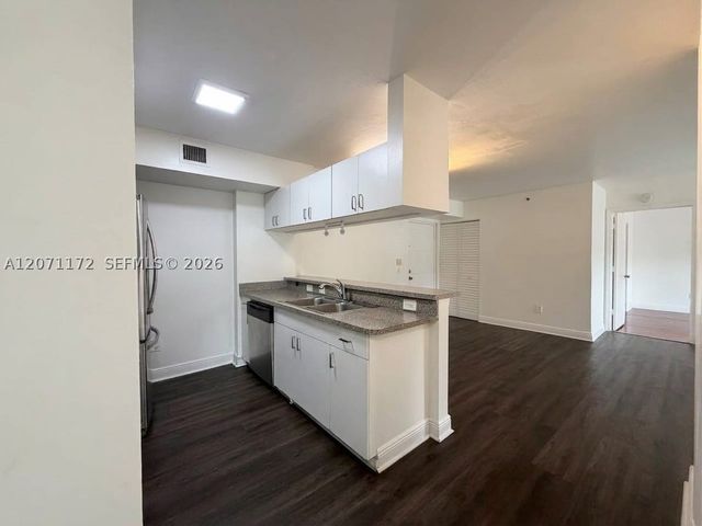 470 S Park Rd 7-207, Hollywood, FL 33021