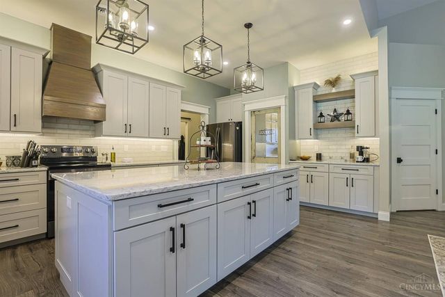 15607 Ireland Road, Moores Hill, IN 47032