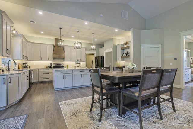 15607 Ireland Road, Moores Hill, IN 47032