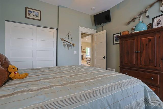 15607 Ireland Road, Moores Hill, IN 47032