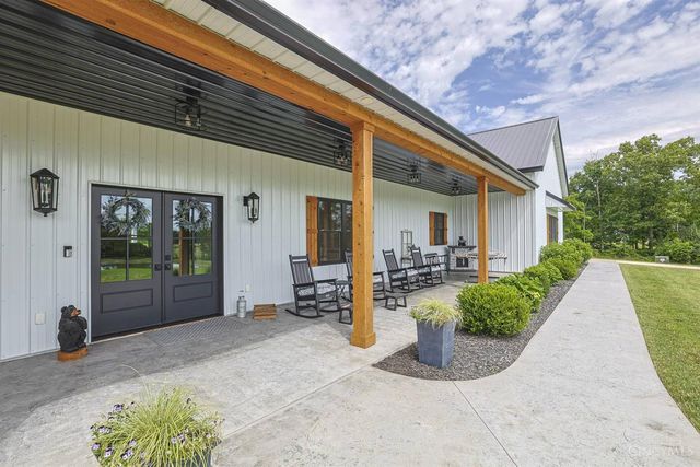15607 Ireland Road, Moores Hill, IN 47032
