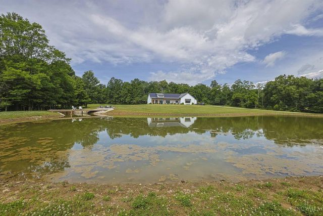 15607 Ireland Road, Moores Hill, IN 47032