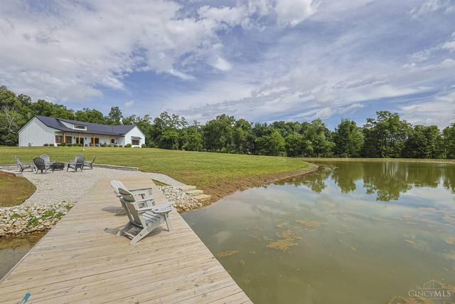 15607 Ireland Road, Moores Hill, IN 47032
